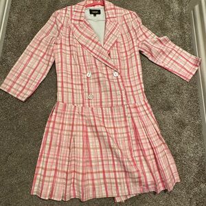 Alexia Admor Dress- pink and white